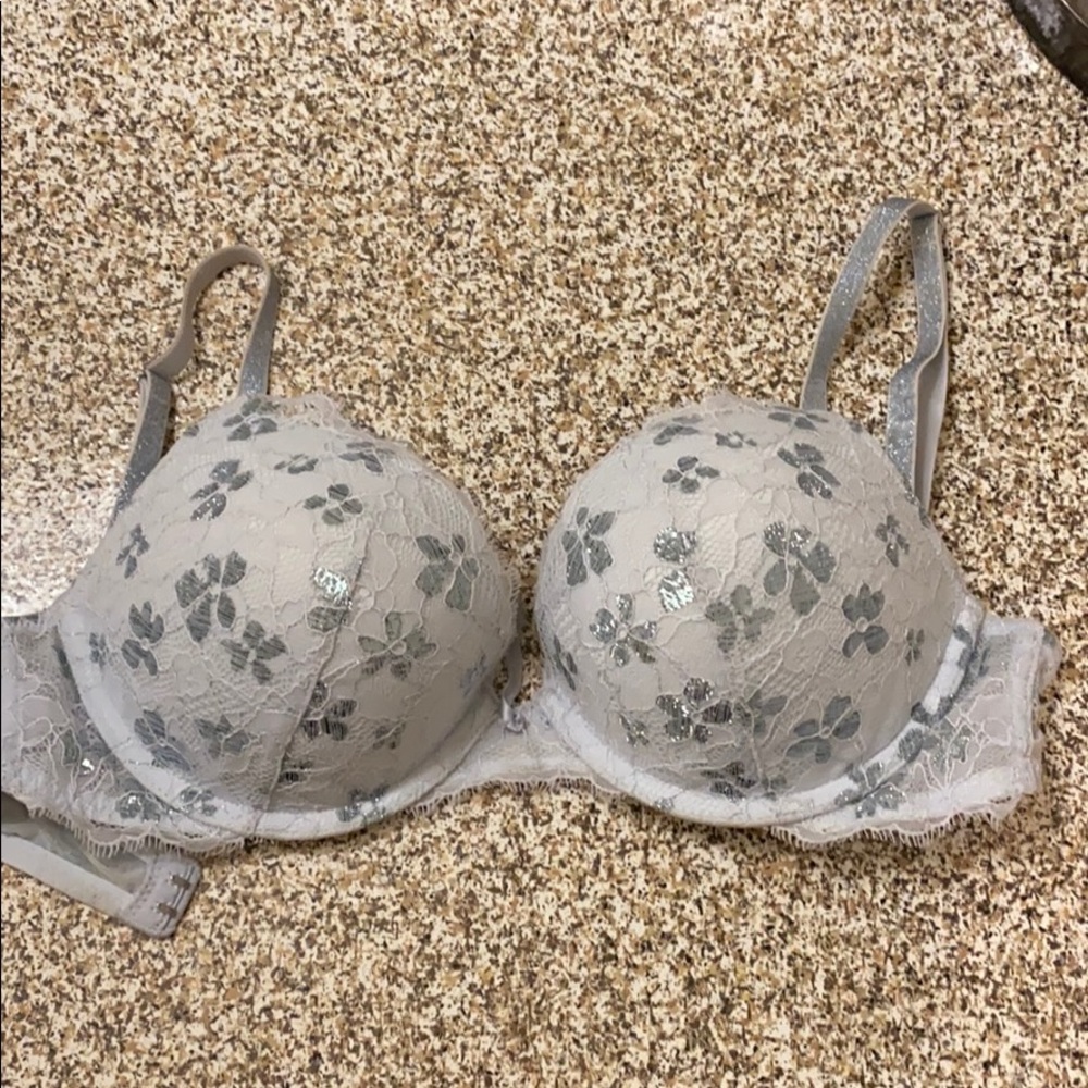 Victoria’s Secret Push up Bra